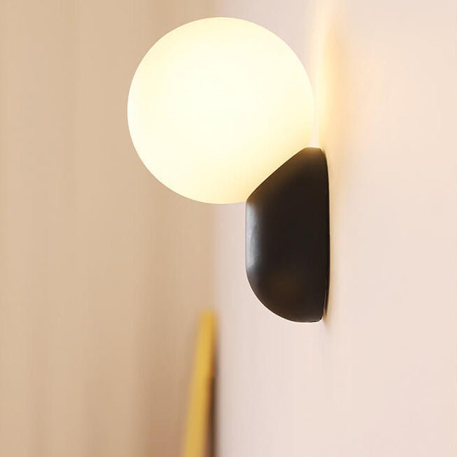 Applique murale globe en verre, base en résine, luminaire câblé G9 pour chambres
