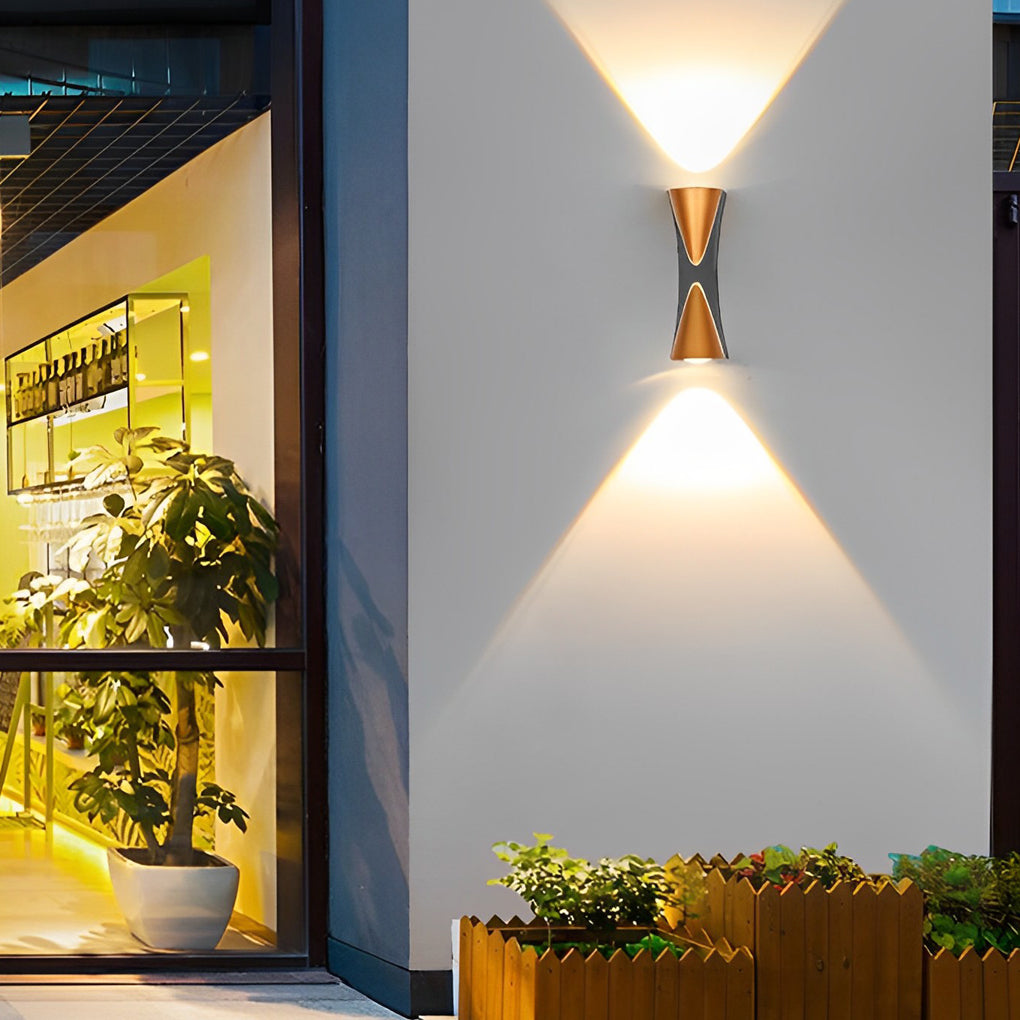 Modern Aluminum Outdoor Wall Lamp With Warm LED Glow, IP65 Waterproof