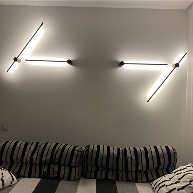 Rotatable Metal Outdoor Wall Lamp With PC Shade, Arisha