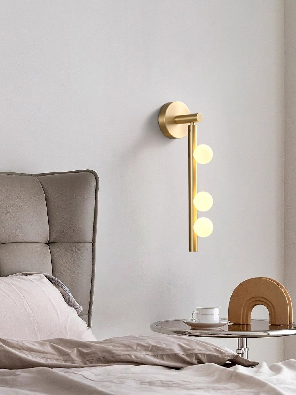 Glasrør Væglampe, Blæste Glasglobusser, Messingfinish, G4 LED