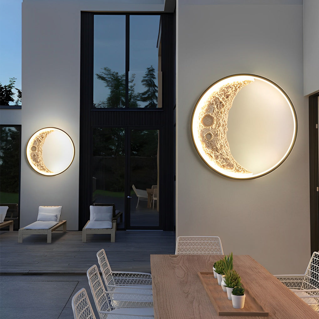 Sigmn Crescent Moon aluminium vegglampe for utendørsområder
