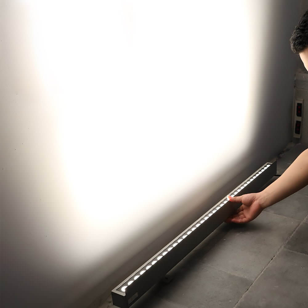 Luz LED Linear para Lavar Paredes Externa, Design em Alumínio Sterli