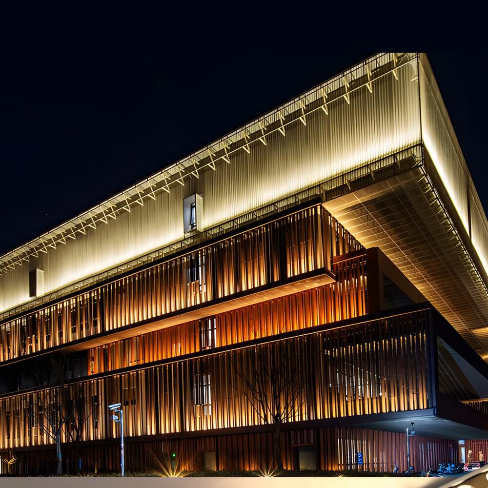 Luz LED Linear para Lavar Paredes Externa, Design em Alumínio Sterli