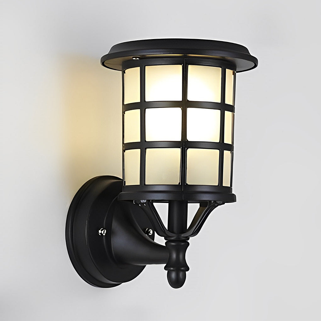 Outdoor Wall Sconce, Lancelot Round Aluminum With Solar LED