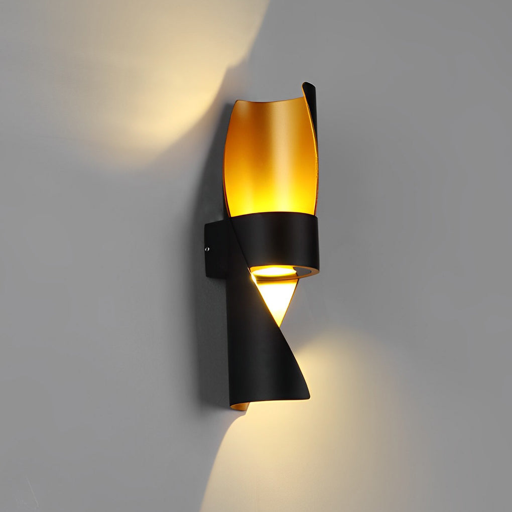 Spiralformet utendørs vegglampe i aluminium med LED-lys opp og ned