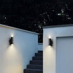 Lâmpada de Parede Exterior Ray em Metal e Vidro, Design LED Minimalista