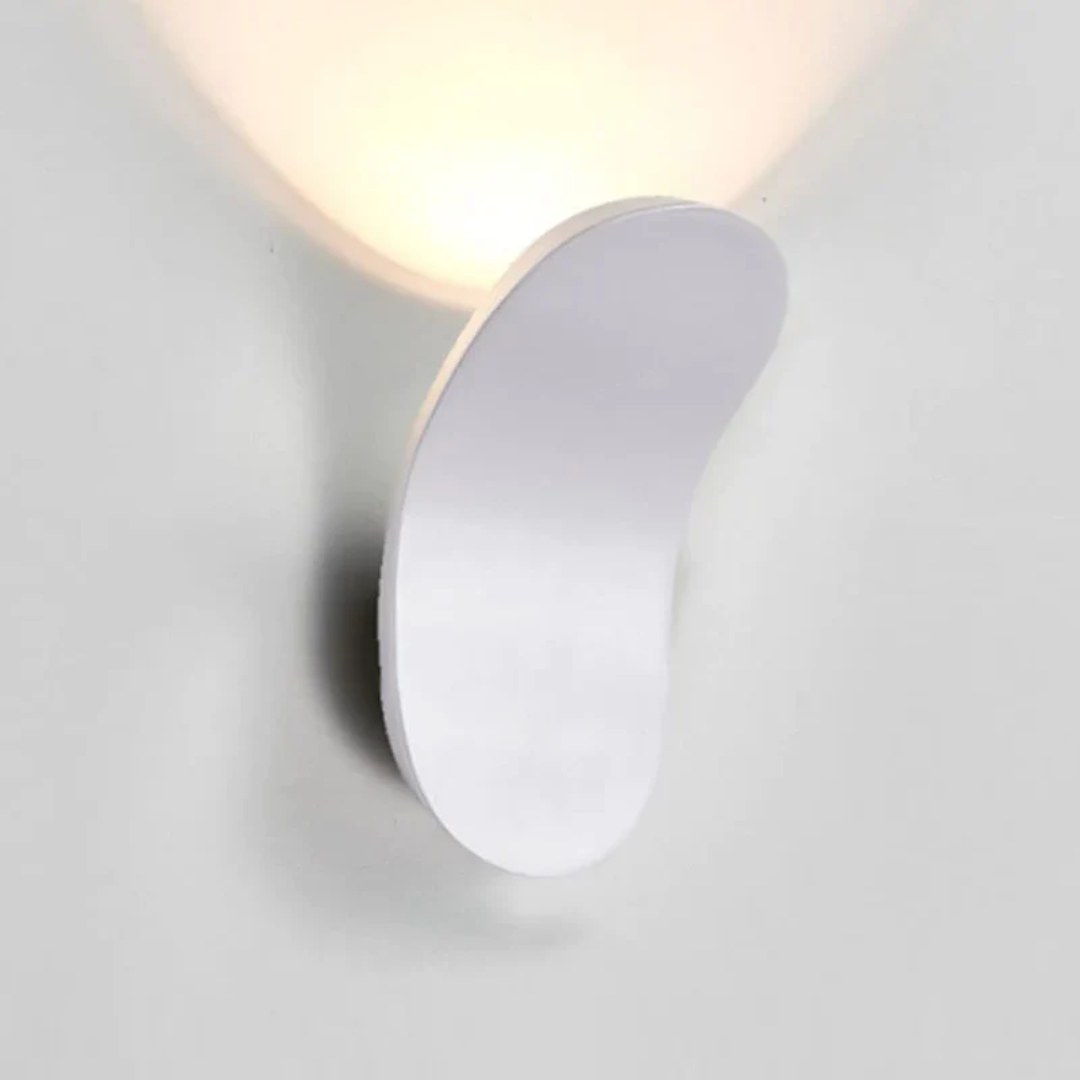Buet jernvægslampe, blødt LED-lys, nordisk-inspireret design