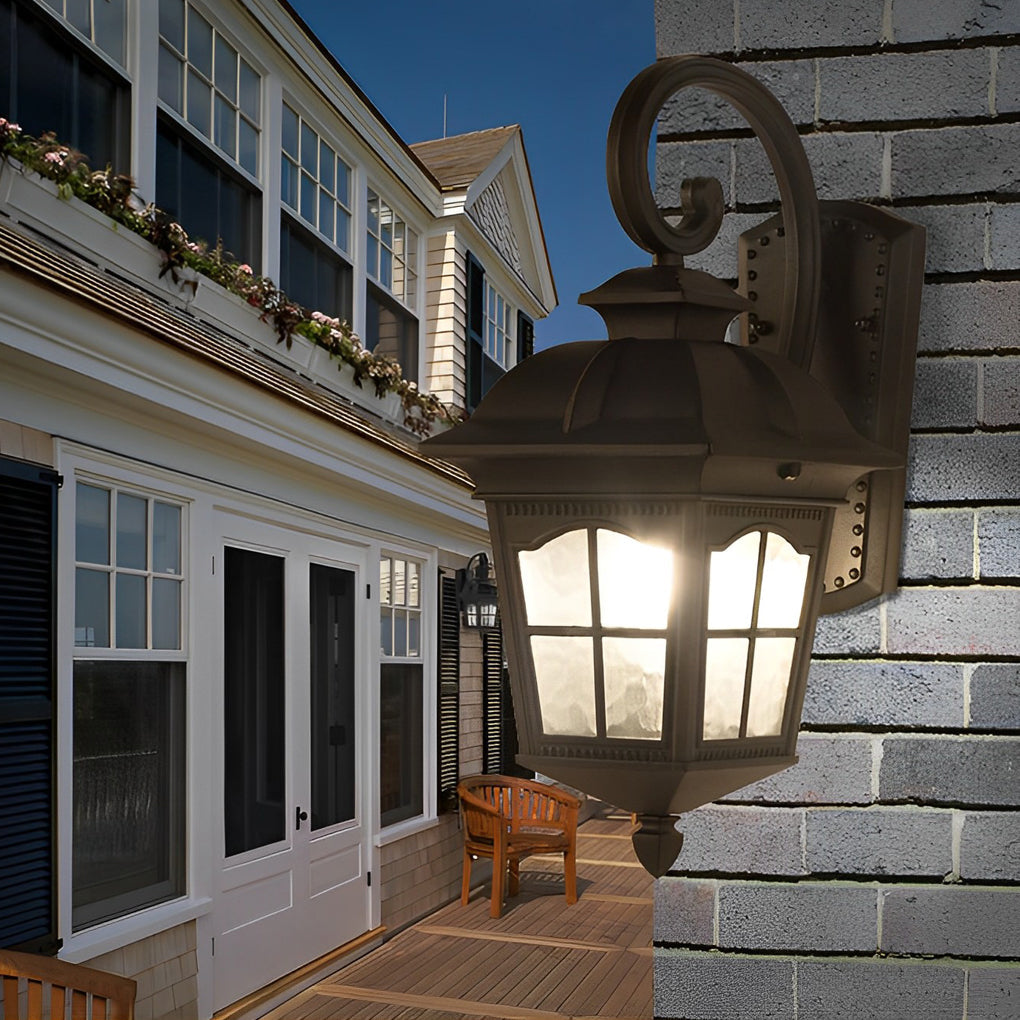 European Retro Wall Light With Glass Shade, Die-Cast Aluminum, IP65 Rated