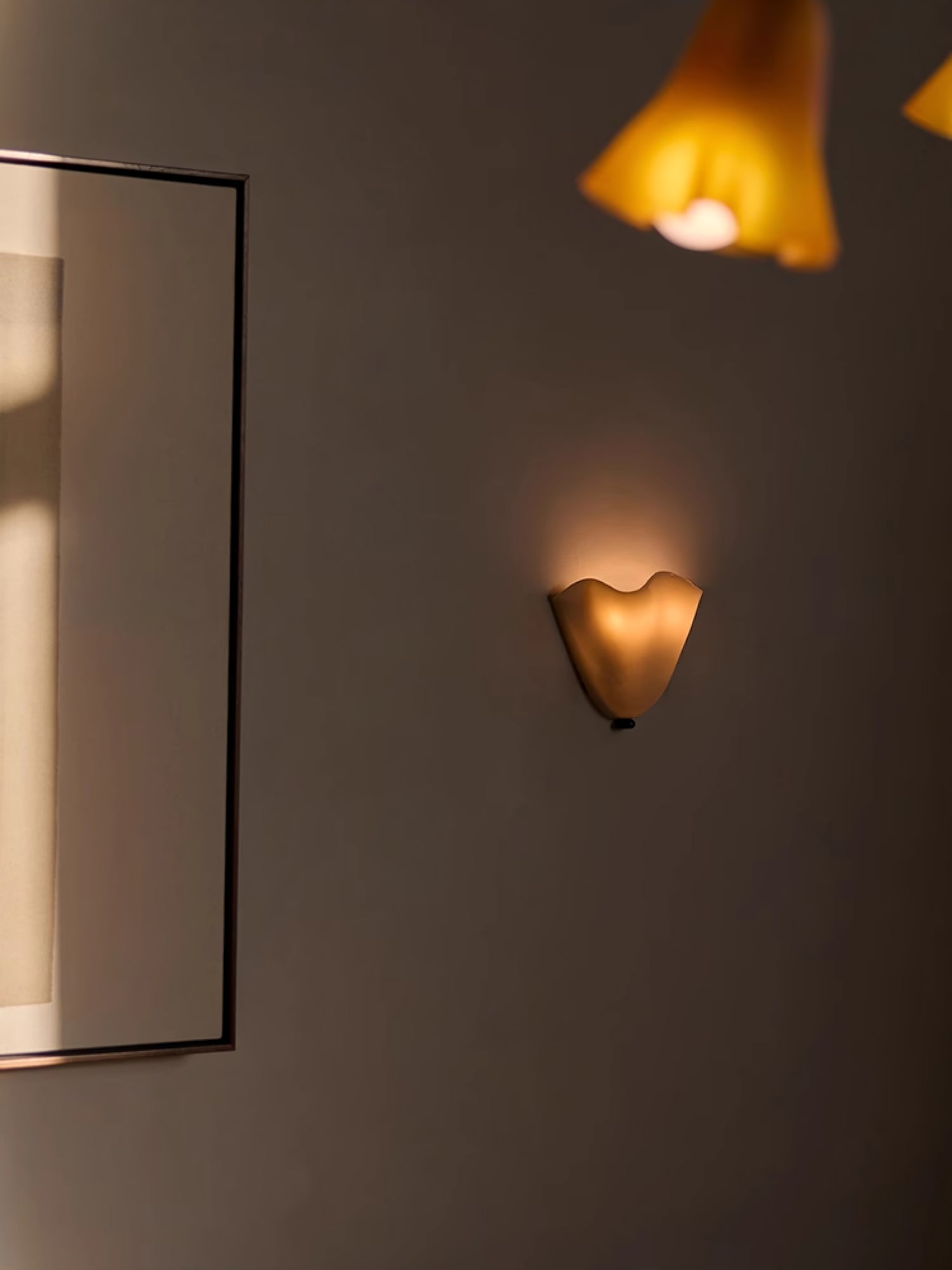 Wall Sconce Petalia, Translucent Glass, Petal Shape, G9 LED