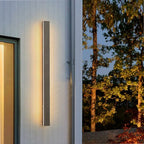 Minimalistisk metal udendørs væglampe med LED-stribe, Arisha design
