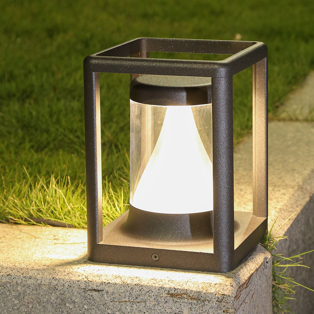 Lunan Aluminum Garden Stake Light, Scandinavian LED Bollard Design