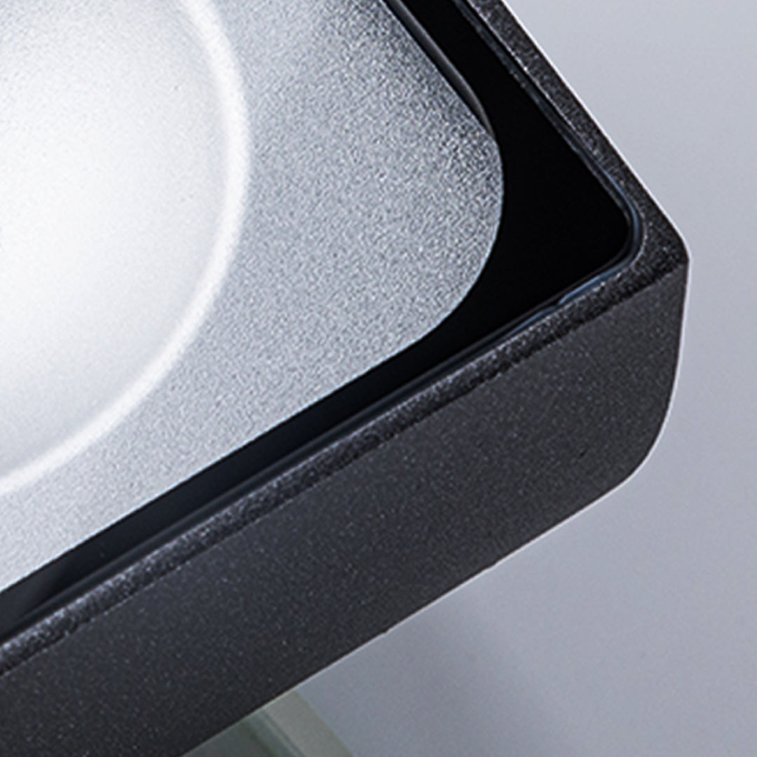 Luz de Parede Exterior em Vidro Industrial, Alumínio Preto Minimalista