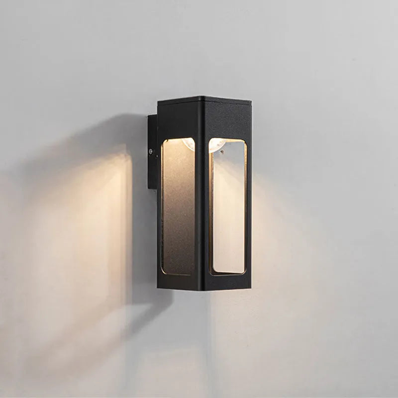 Luz de Parede Geométrica em Metal Solith Preta, IP65 à Prova de Água para Exterior