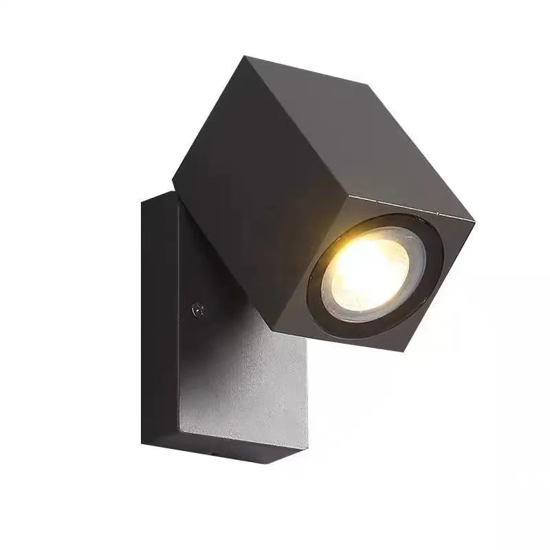 Lâmpada de Parede com Holofote Giratório em Metal Preto para Paredes Exteriores