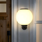 Væglys i støbt aluminium til udendørsområder med 3-trins LED-dæmpning