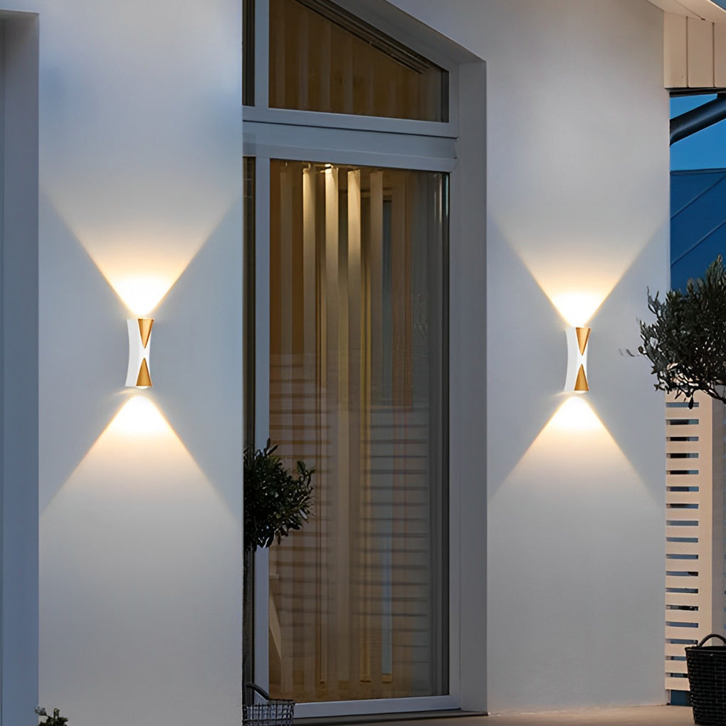 Modern Aluminum Outdoor Wall Lamp With Warm LED Glow, IP65 Waterproof