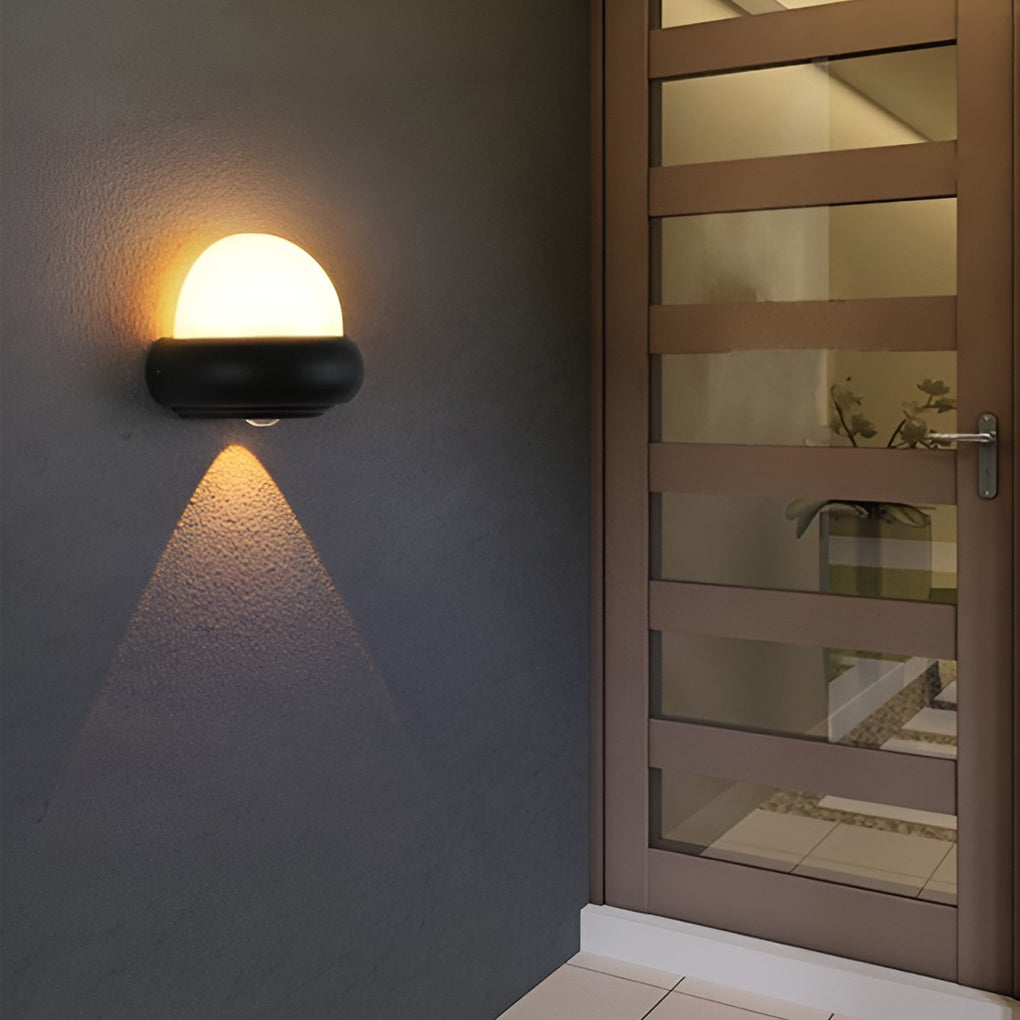Applique murale extérieure LED en aluminium avec faisceaux haut-bas, design Sturt