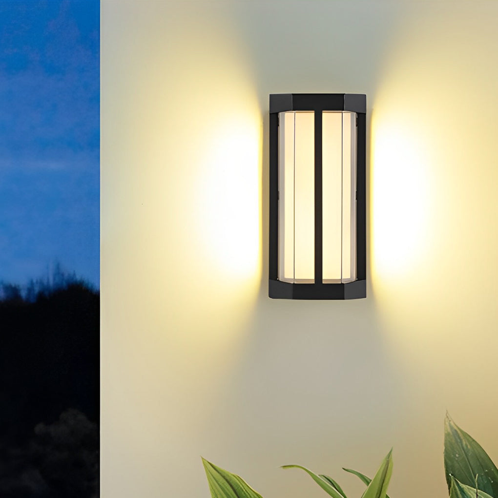 Aluminum Outdoor Wall Light With Double-Layer Acrylic Shade, LED