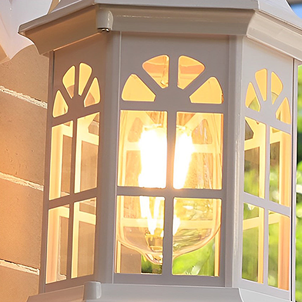 European-Style Aluminum Outdoor Wall Light With Glass Shade