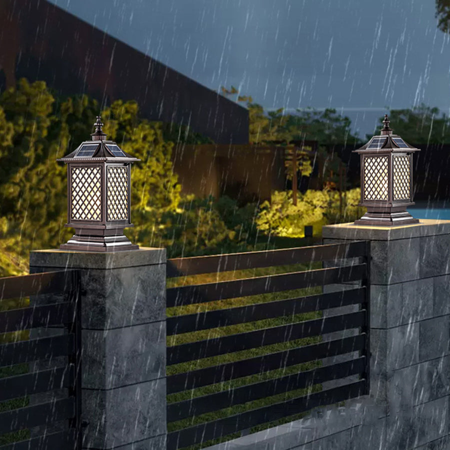 Die-Cast Aluminum Pillar Light, Lantern Shade With 3-Step LED