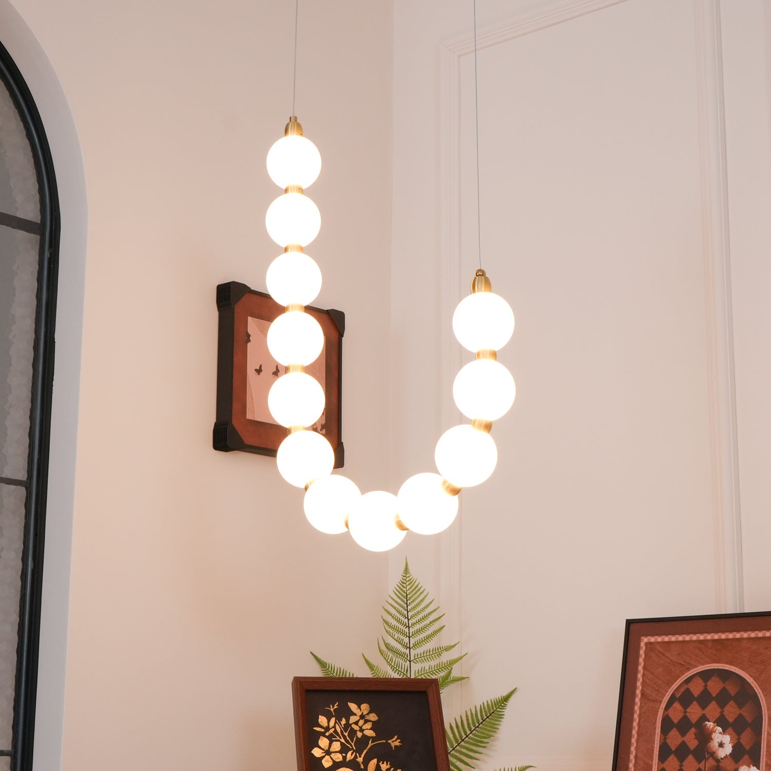 Lysekrone, akryl perle kugler, messing eller krom, integreret LED