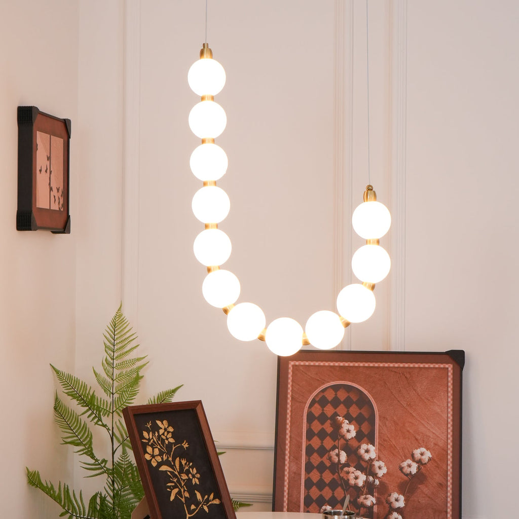 Lysekrone, akryl perle kugler, messing eller krom, integreret LED