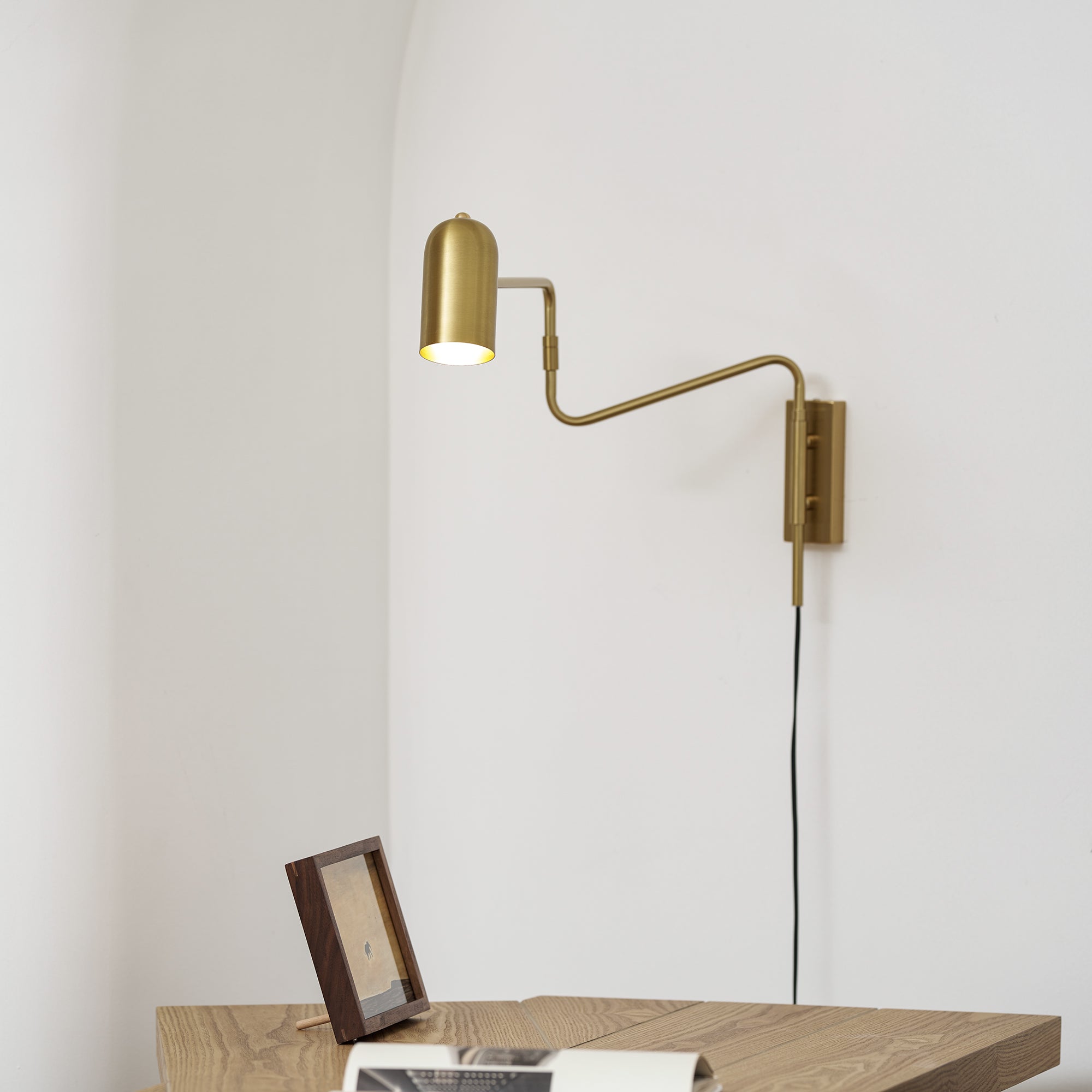 Swing Arm Wall Lamp, Plug In, Adjustable 360 Arm, E27 Socket