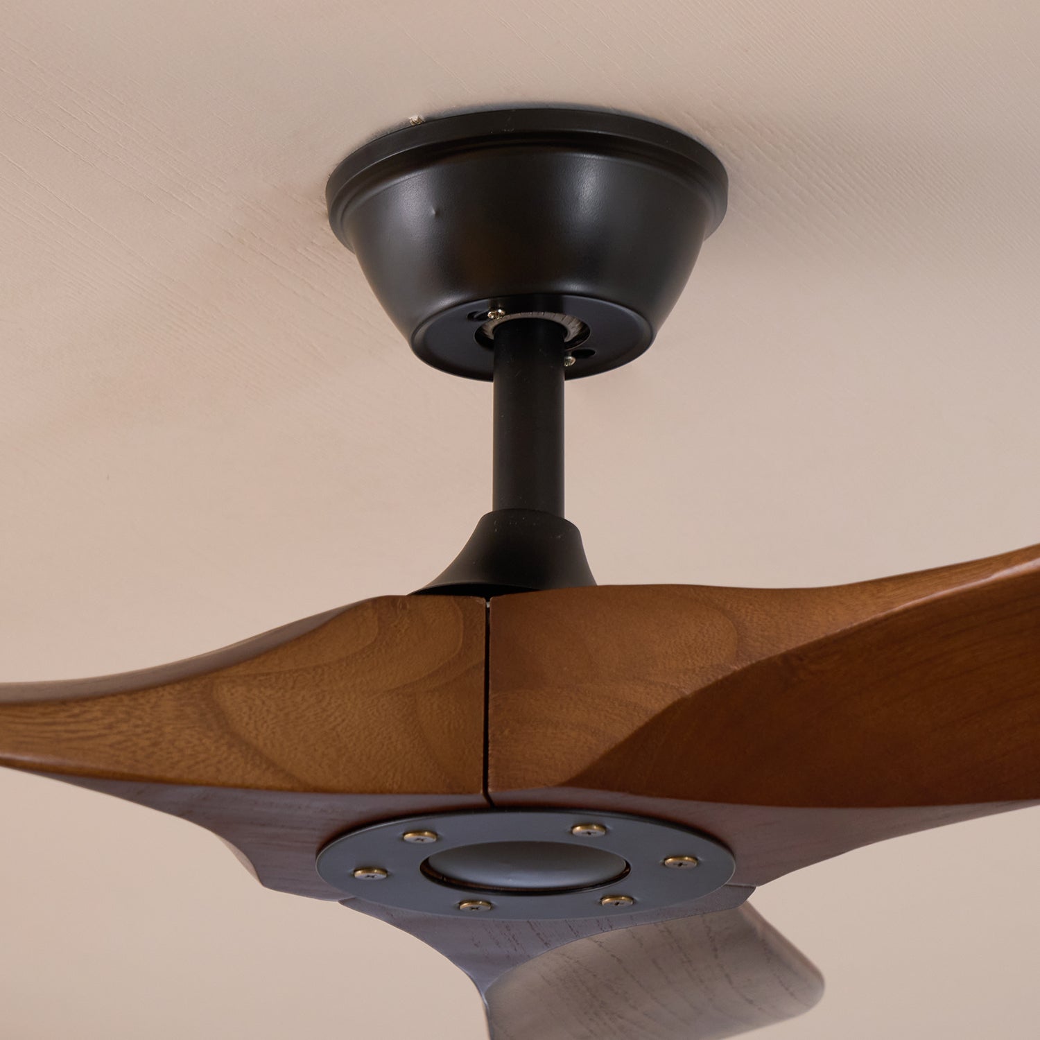 Aero Breeze Ceiling Fan With Wooden Propeller Blades, DC Motor, 42 or 52 Inch