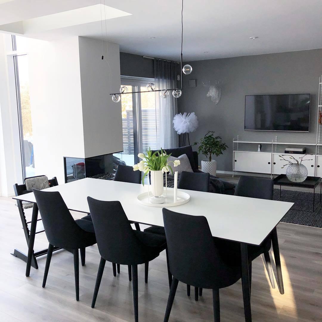 Pendant light with clear glass spheres in a styled setting