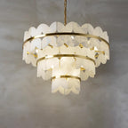 Seraphina-alabastlysekrone, messingfinish, ni størrelser, E14-pærefatning