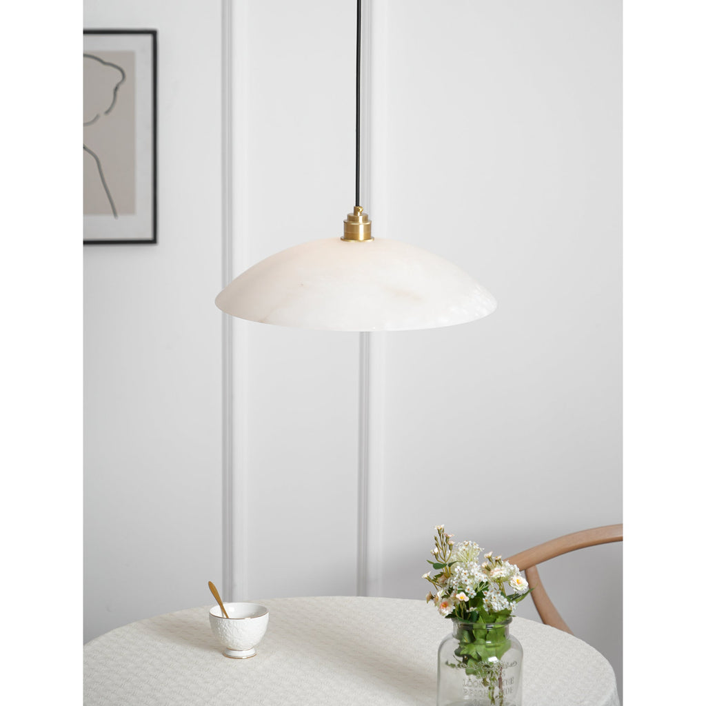 Pendellampe, ægte alabasterkuppel, messingbeslag, E26/E27