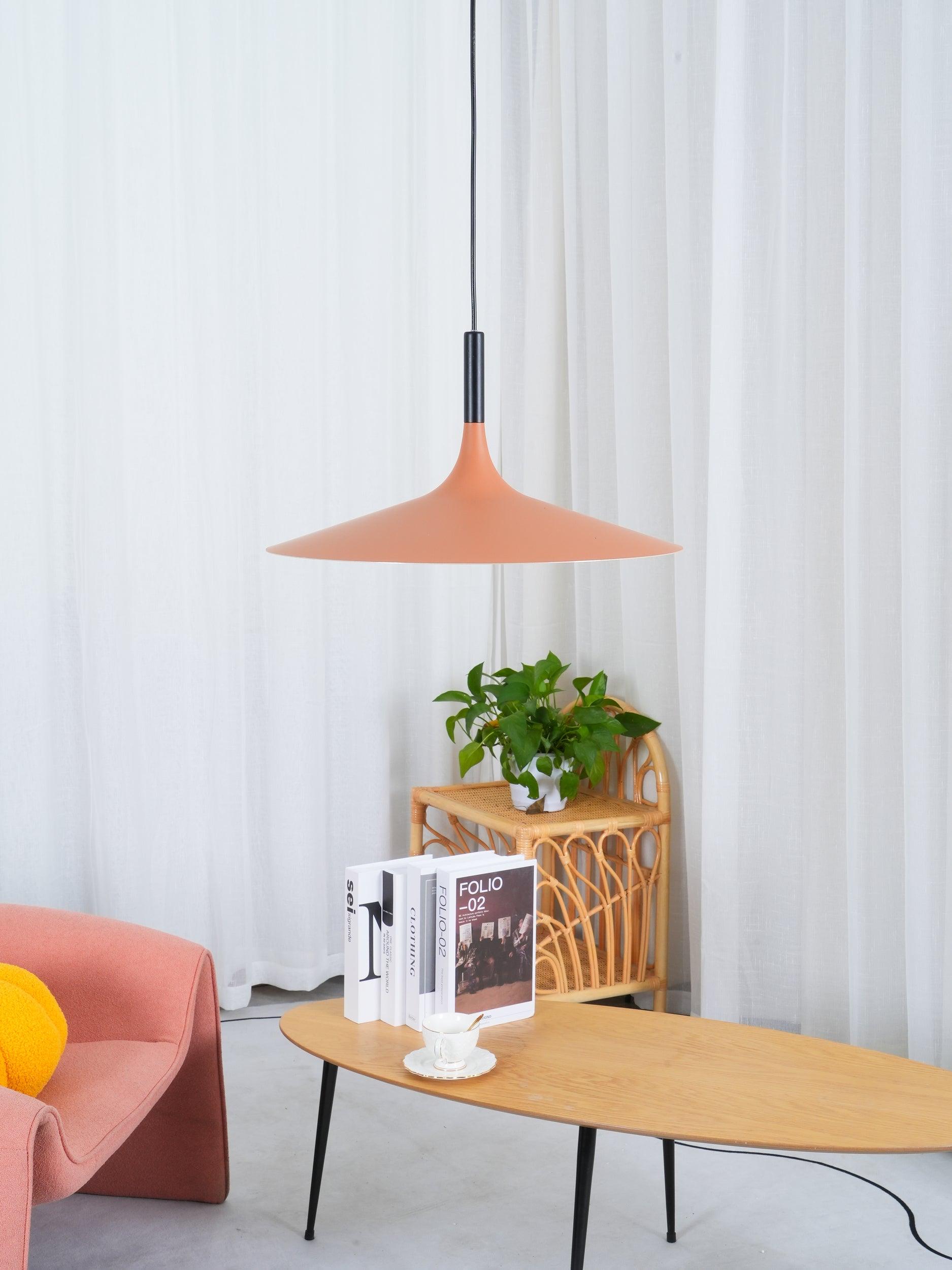 Aplomb pendel, aluminiumskærm, integreret LED, dæmpbar