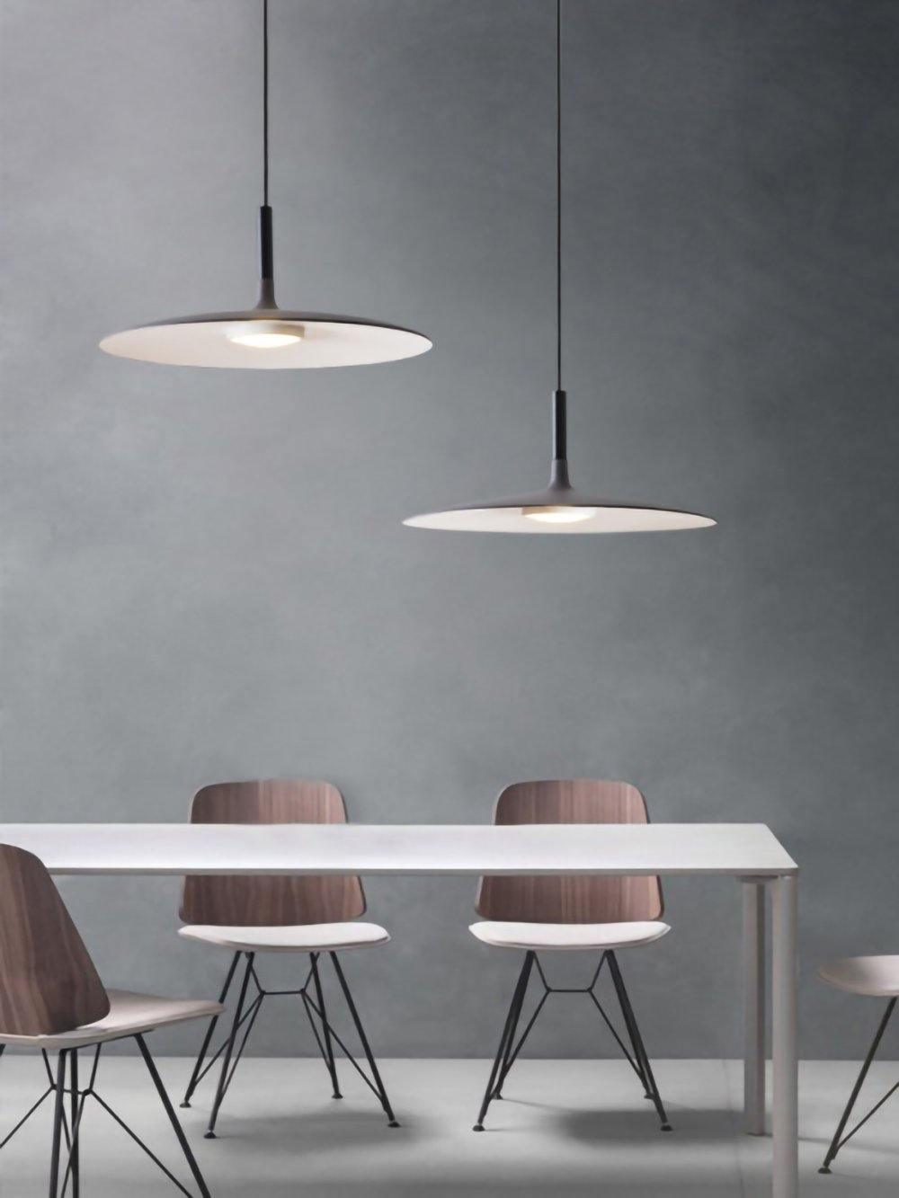 Aplomb pendel, aluminiumskærm, integreret LED, dæmpbar
