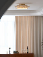 Loftlampe, plisseret bølget stofskærm, messing, integreret LED
