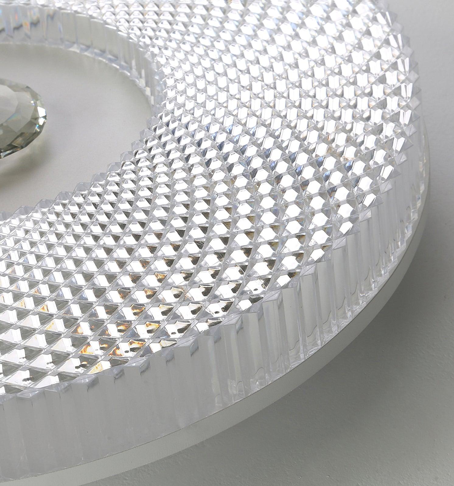 Slim flush mount ceiling light with smooth diffuser surface