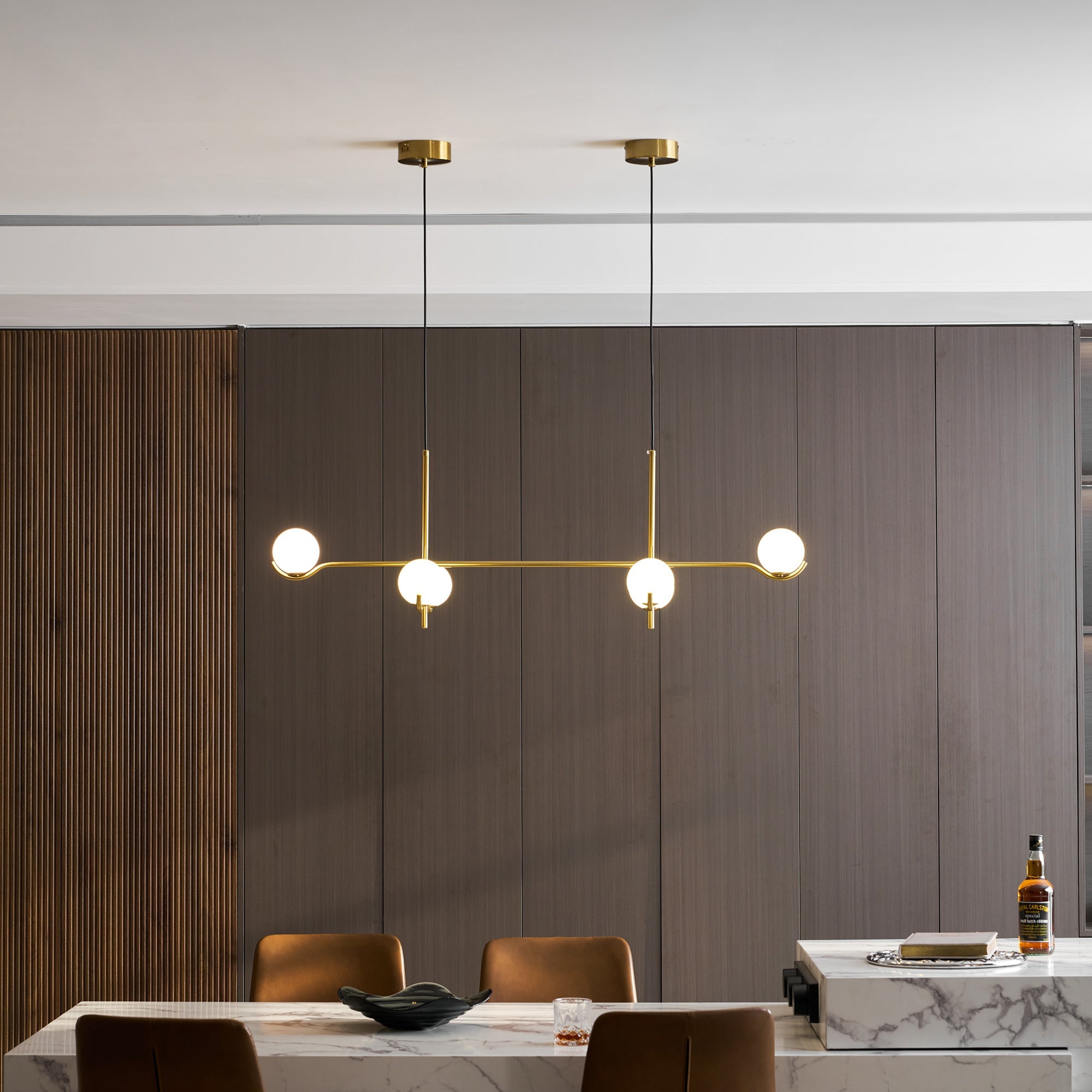 Baer pendellampe, hvide glasskærme, G9 LED, sort eller guld