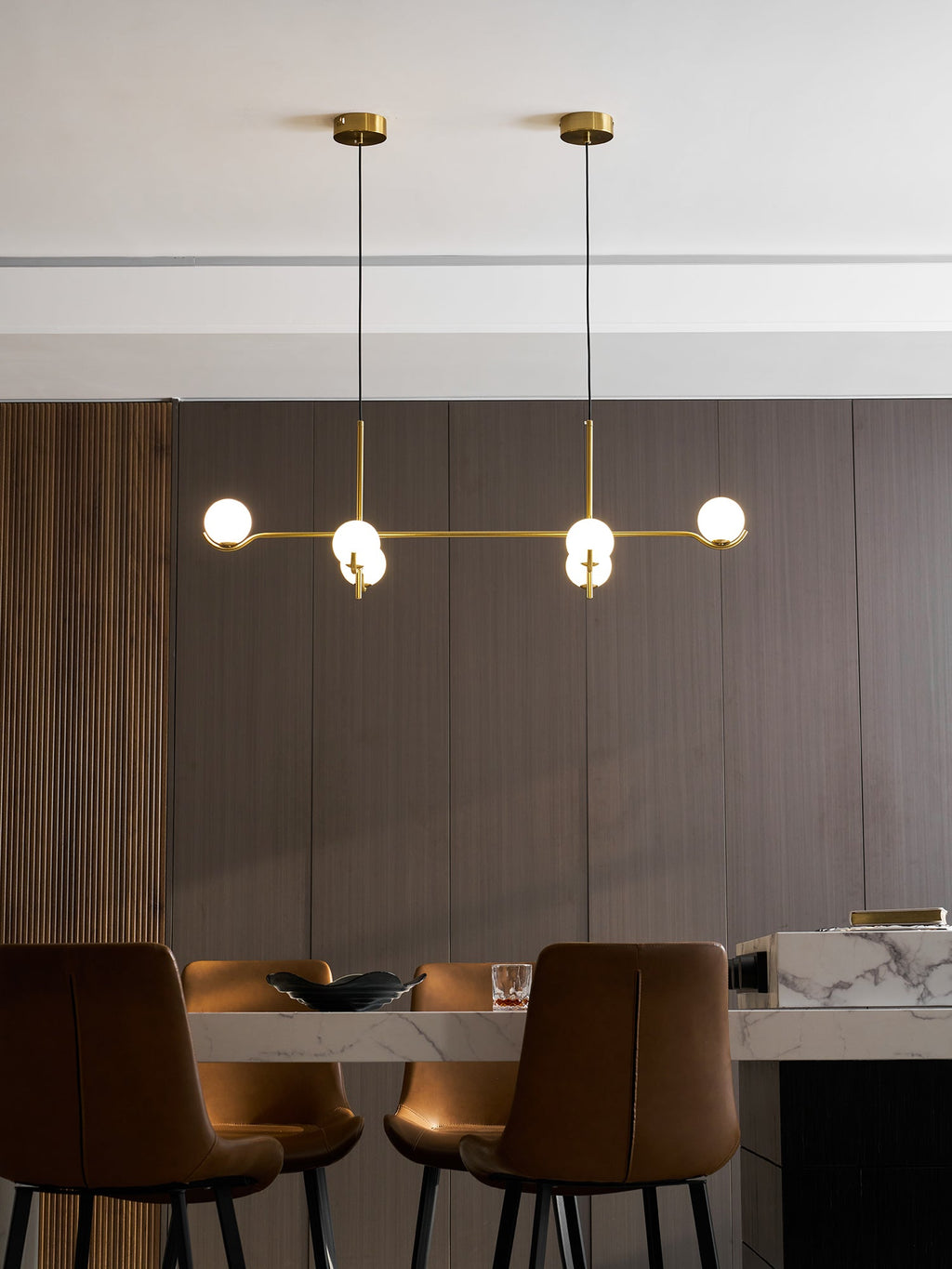 Baer pendellampe, hvide glasskærme, G9 LED, sort eller guld