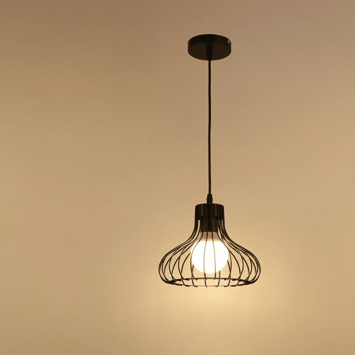 Luminária Pendente com Gaiola Curvada, Ferro Preto Industrial, Diâmetro de 12 Polegadas