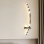 Væglampe i messing, bueformet design, med to LED-pærer til gange