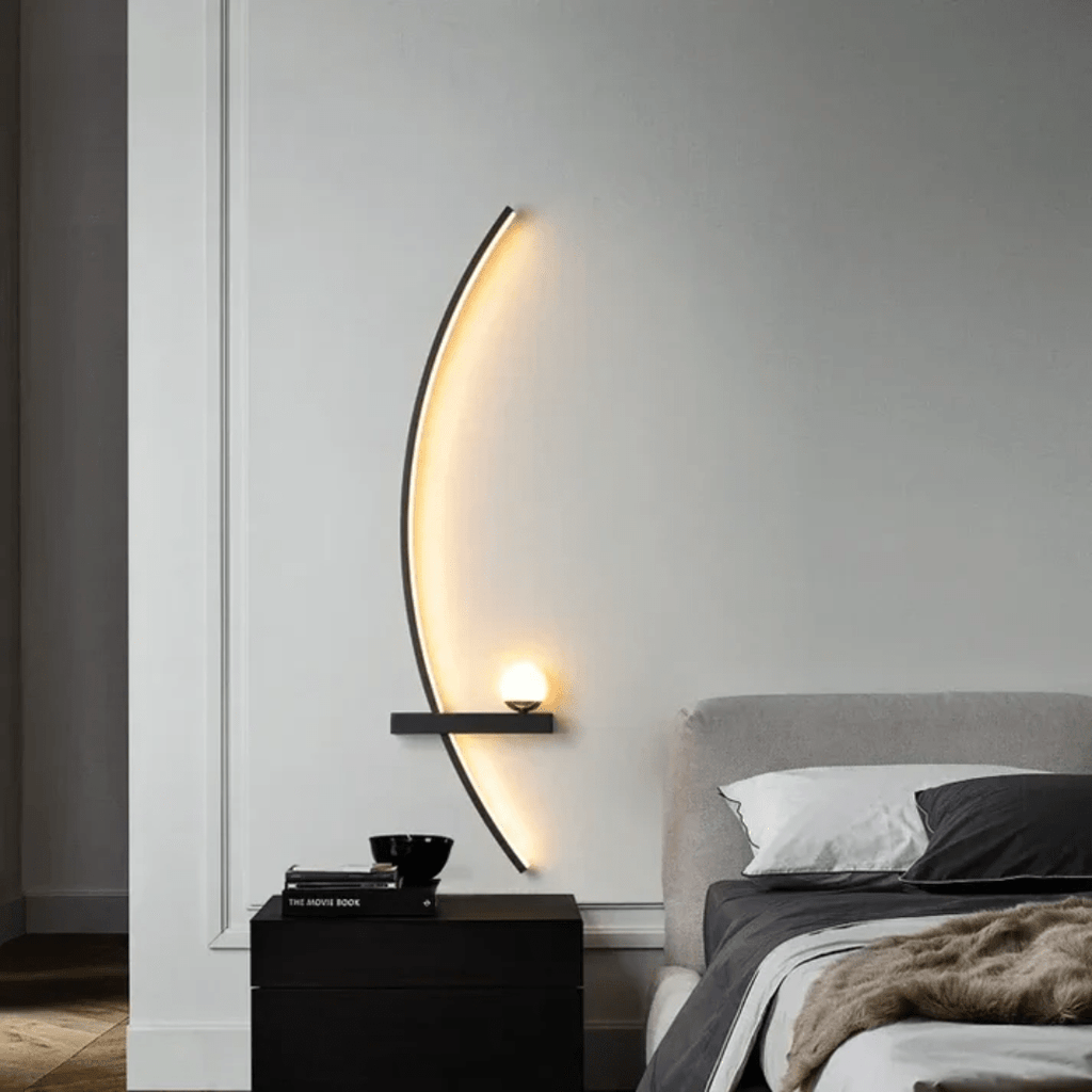 Væglampe i messing, bueformet design, med to LED-pærer til gange