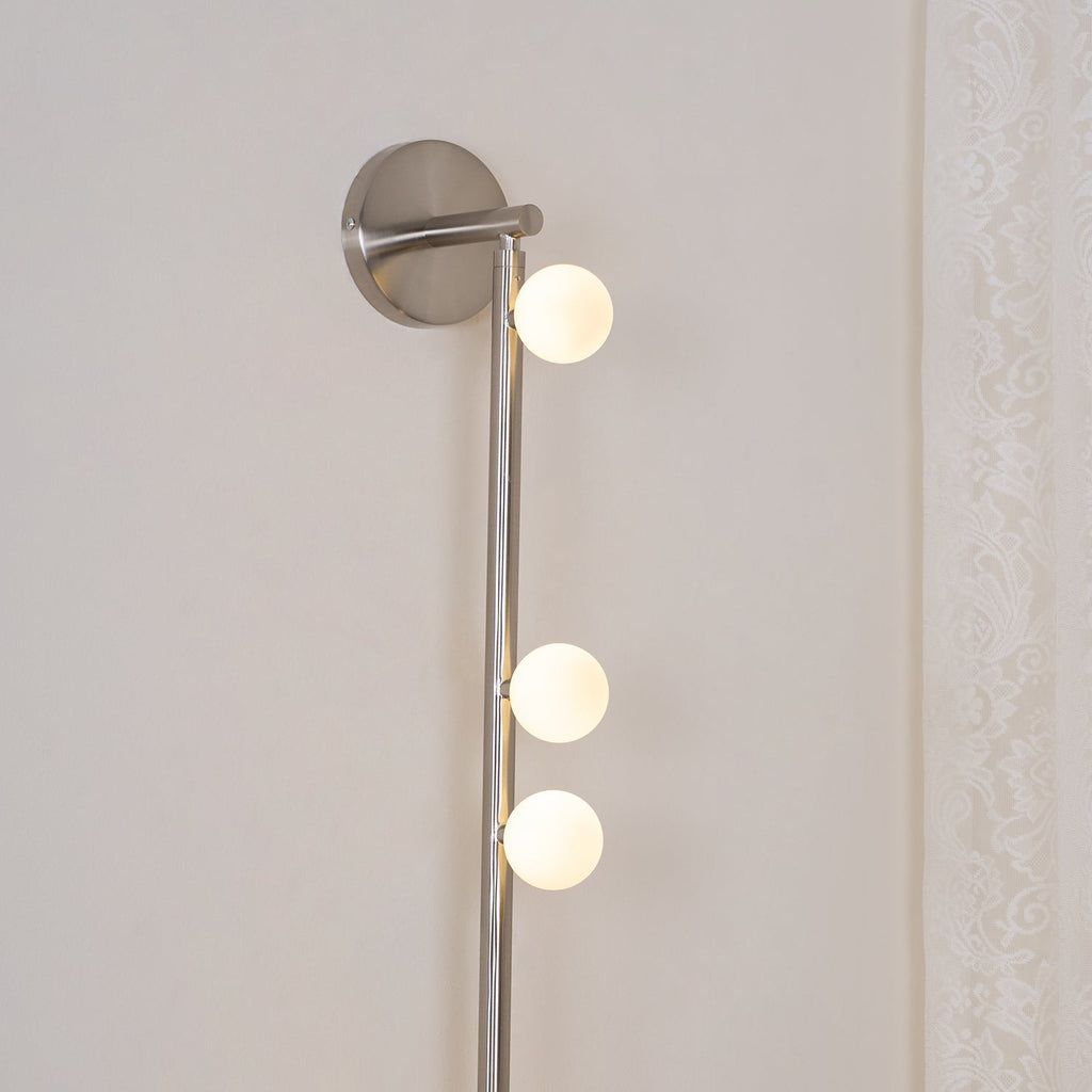Glasrør Væglampe, Blæste Glasglobusser, Messingfinish, G4 LED