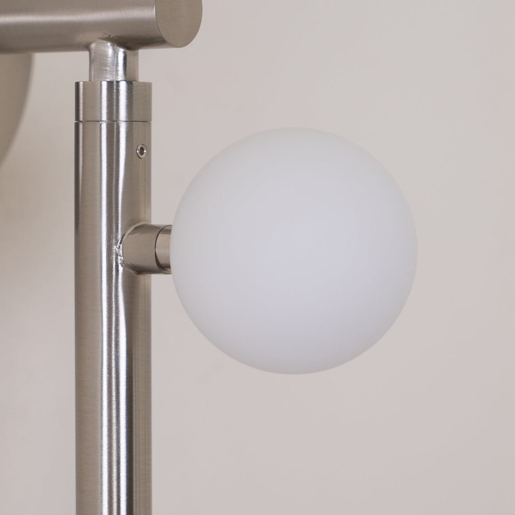 Glasrør Væglampe, Blæste Glasglobusser, Messingfinish, G4 LED