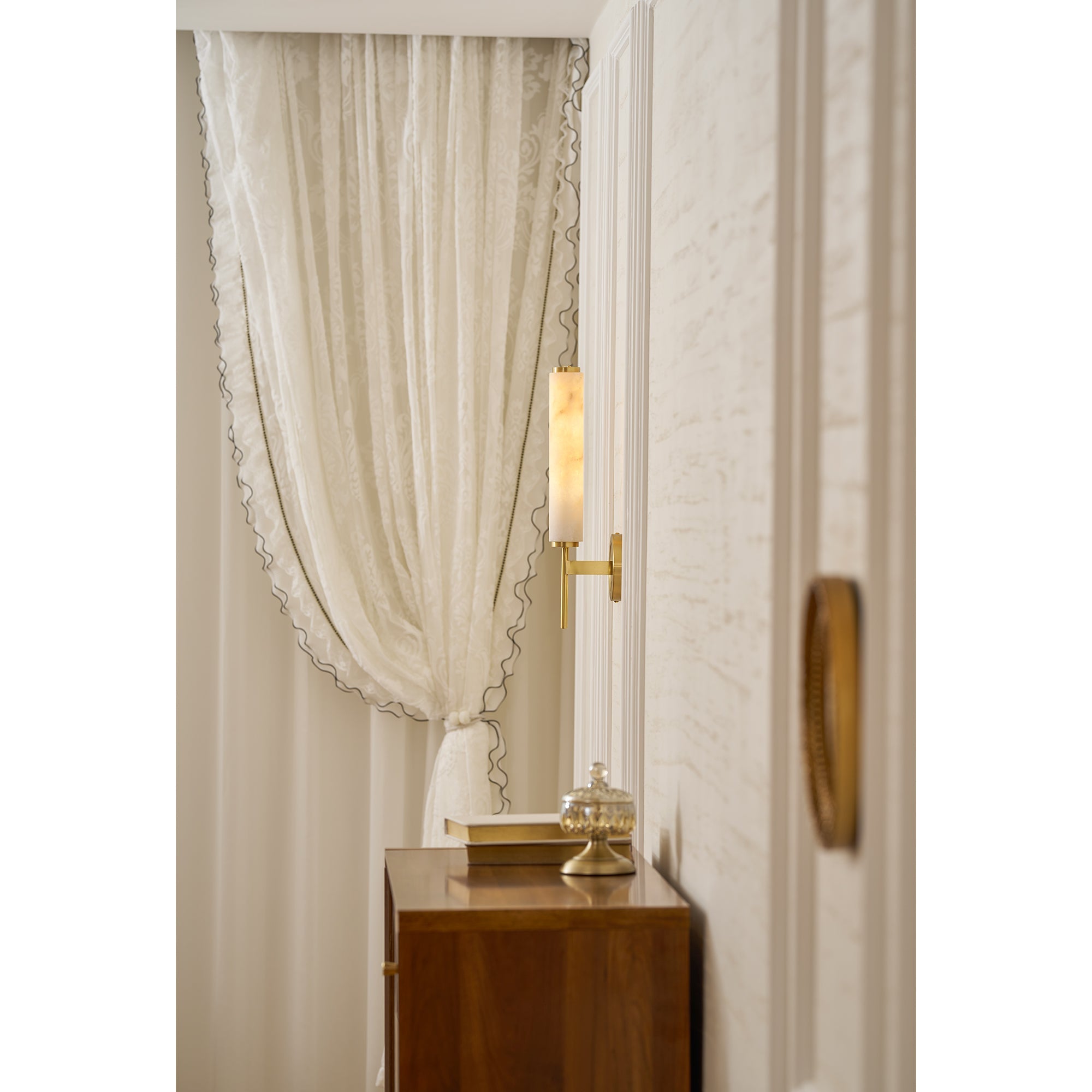Brindisi Wall Sconce, White Alabaster Shade, Brass or Black, E14
