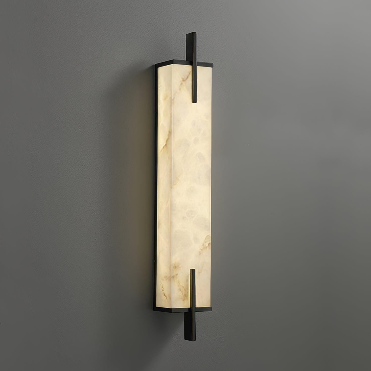 Zenith Wandleuchte in Schwarz und Gold, rechteckiger Alabaster-Schirm, fest verdrahtet