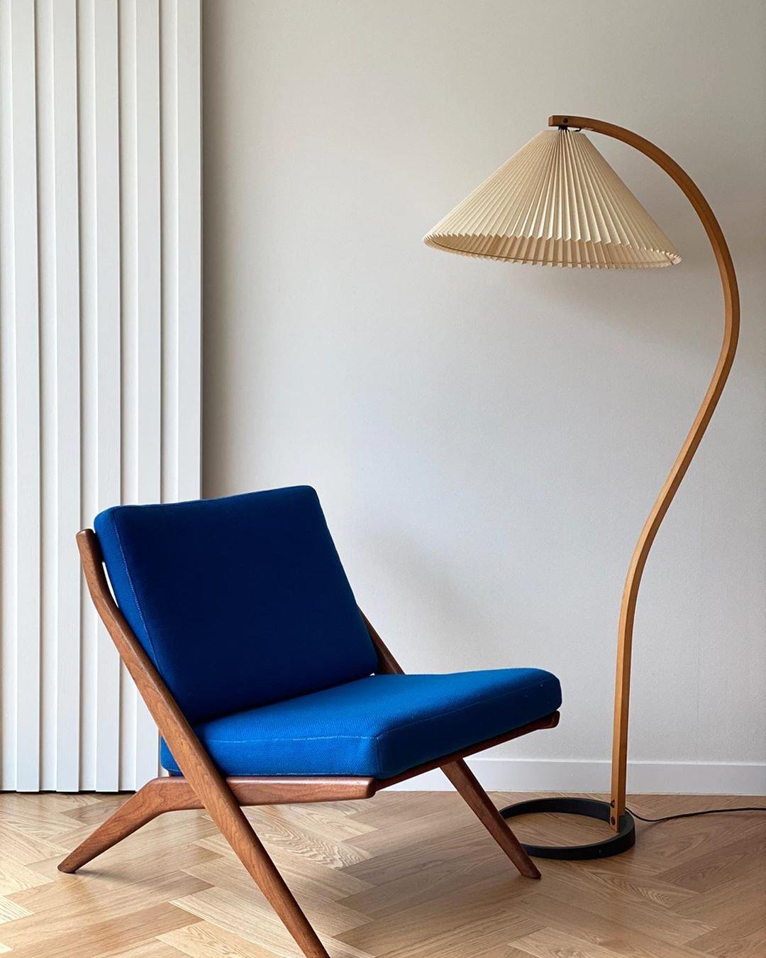 Floor Lamp, Caprani Beechwood & Linen Shade, E26/E27, Plug-In