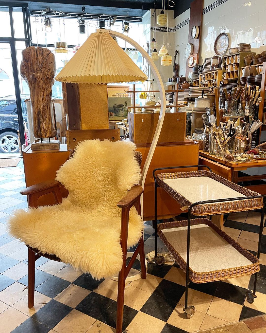 Floor Lamp, Caprani Beechwood & Linen Shade, E26/E27, Plug-In