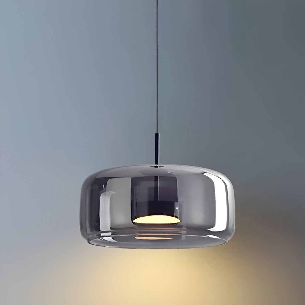 Pendellampe, håndblæst glasskærm, integreret LED, jernloftplade, 12 tommer