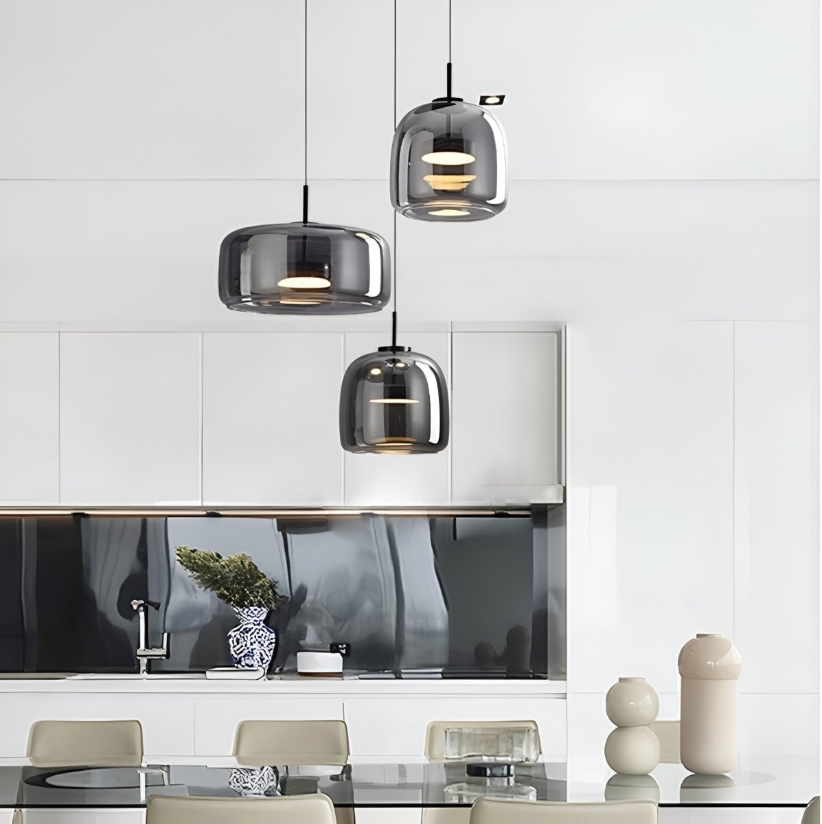 Pendellampe, håndblæst glasskærm, integreret LED, jernloftplade, 12 tommer
