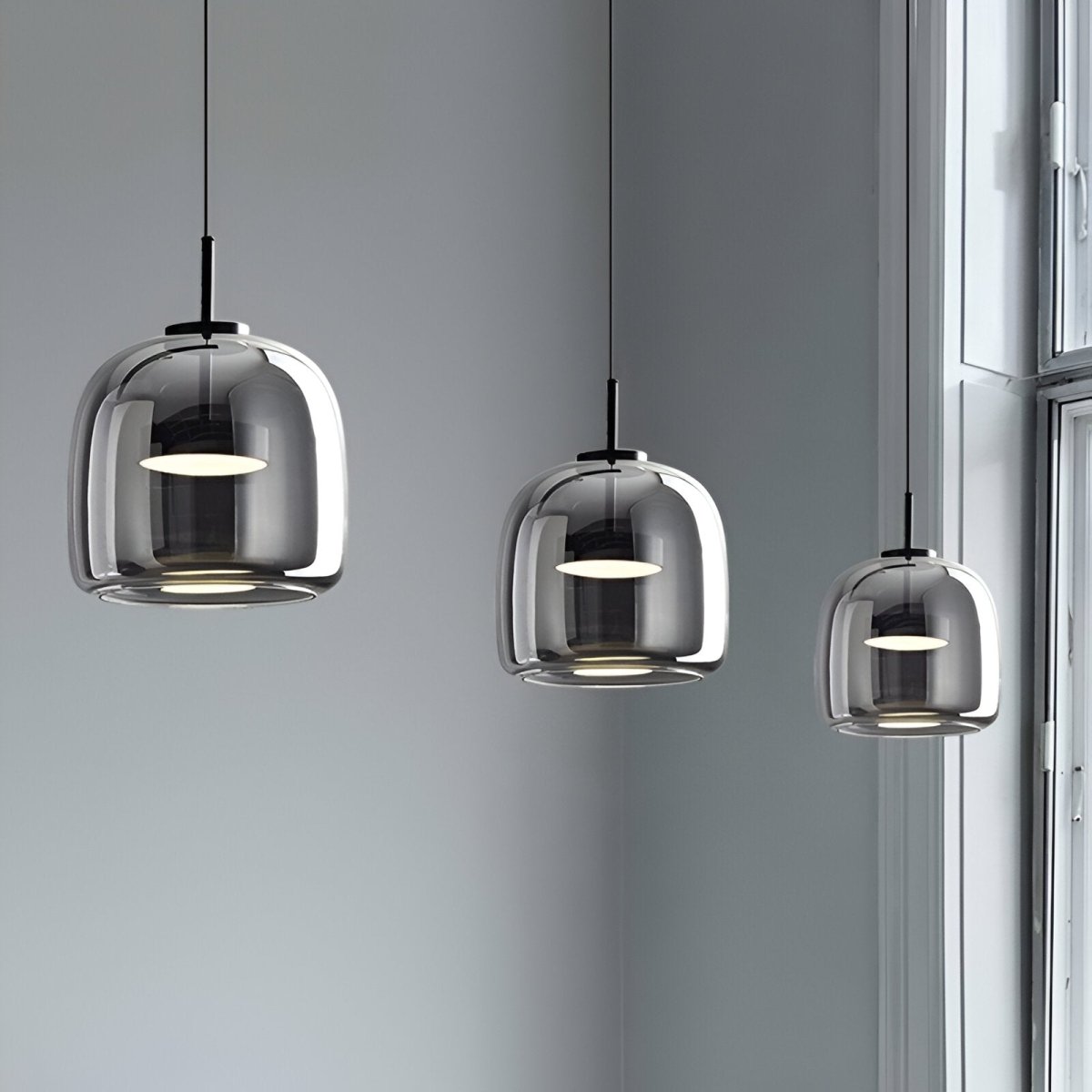 Pendellampe, håndblæst glasskærm, integreret LED, jernloftplade, 12 tommer