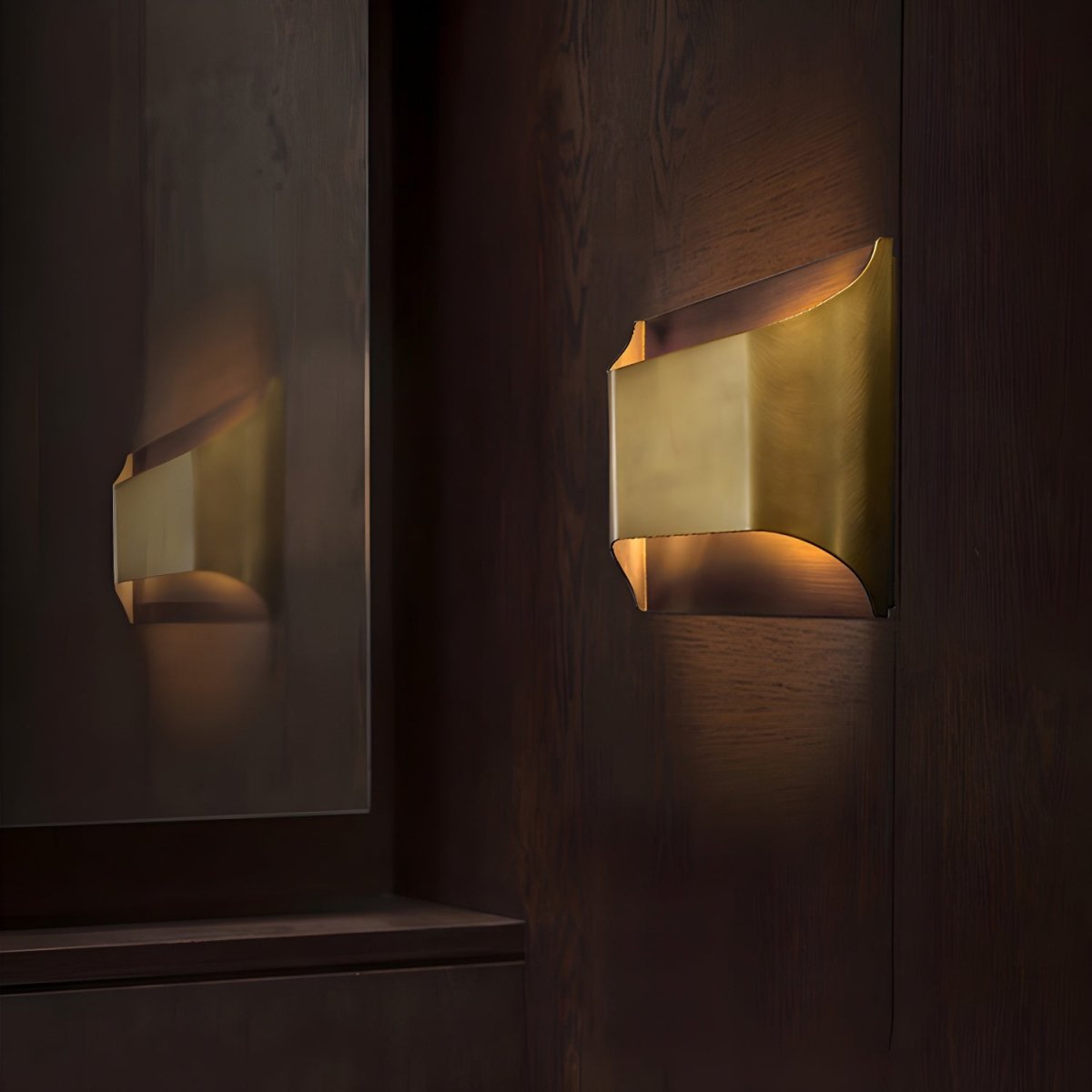 Wall Sconce, Curved Brass and Copper Finish, Modern Style, Single LED Bulb